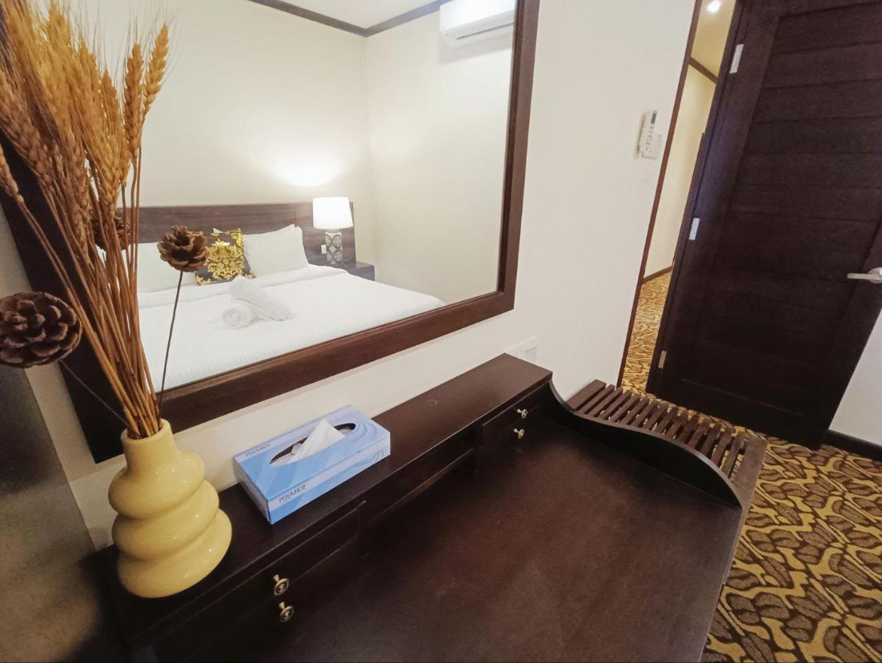 Hotel Riviera Private By Jeffery Lam Management Malacca