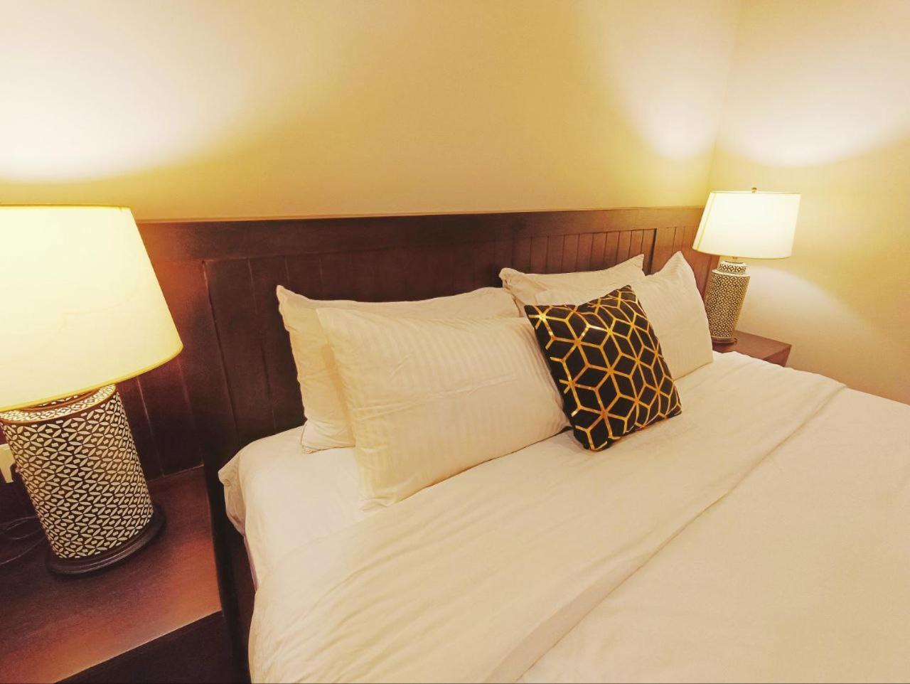 Riviera Private By Jeffery Lam Management Hotel *