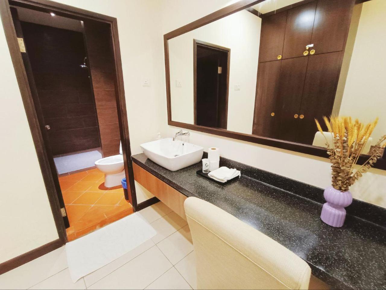 Riviera Private By Jeffery Lam Management Malacca